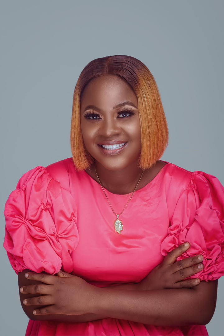 Okanlawon Ayomide, founder of Zingy Beddings